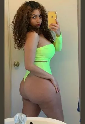 brimercado14 / bri__onepiece12 / bri_mercado nude photo #0033