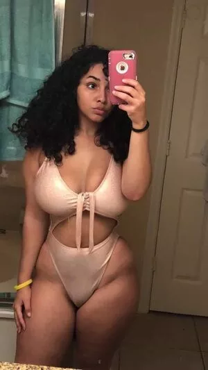 brimercado14 / bri__onepiece12 / bri_mercado nude photo #0051