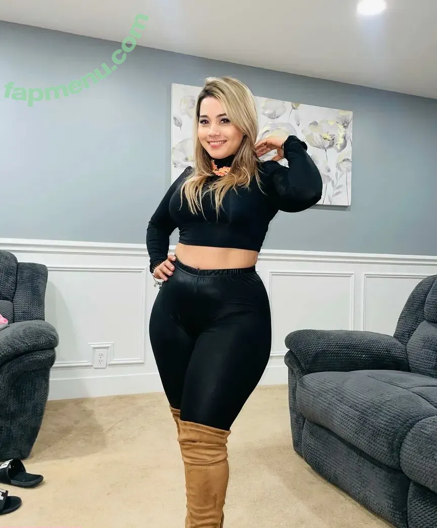 brisnareyes nude photo #0066 (brisnareyes26)