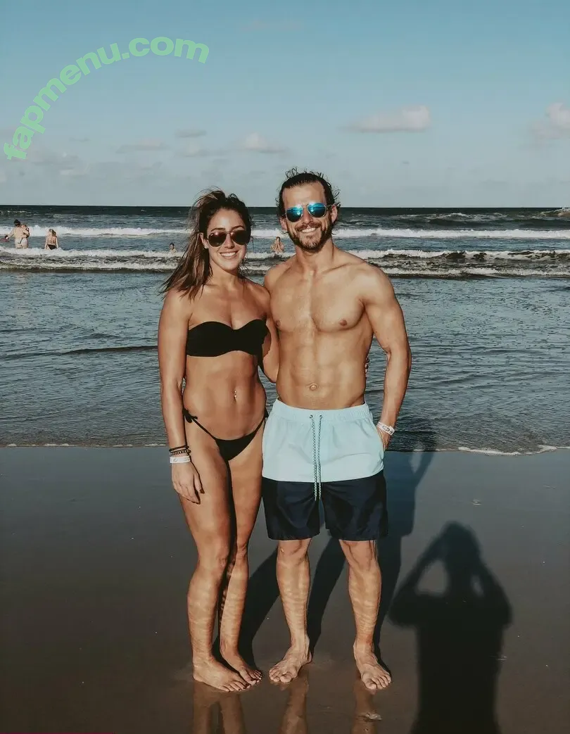 Brit Baker nude photo #0003 (Britt.bakeerr)