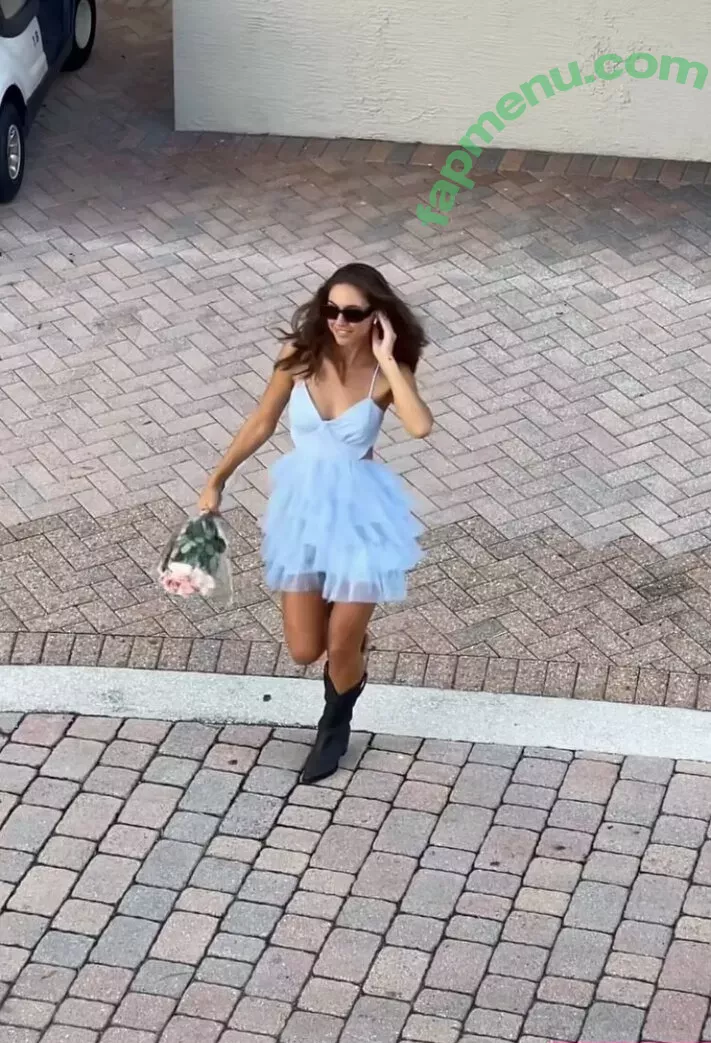 Brit Manuela nude photo #1826 (TheBritManuela / britmanuela)