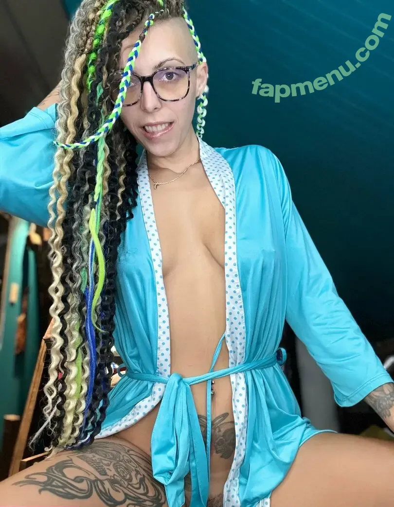 brithebadbishh nude photo #0026 (britisshh)