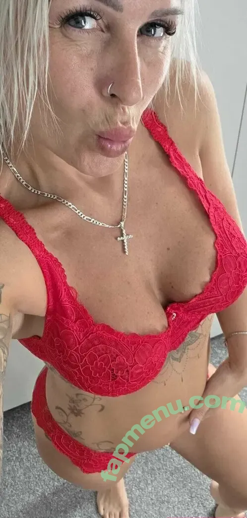 brithotwife nude photo #0197 (brit_hotwife)