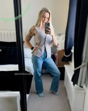 britishblonde / Ellie Jenkins nude photo #0576