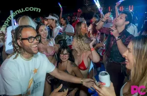 Britney Loh / britneyloh / britneyloh6969 nude photo #0002