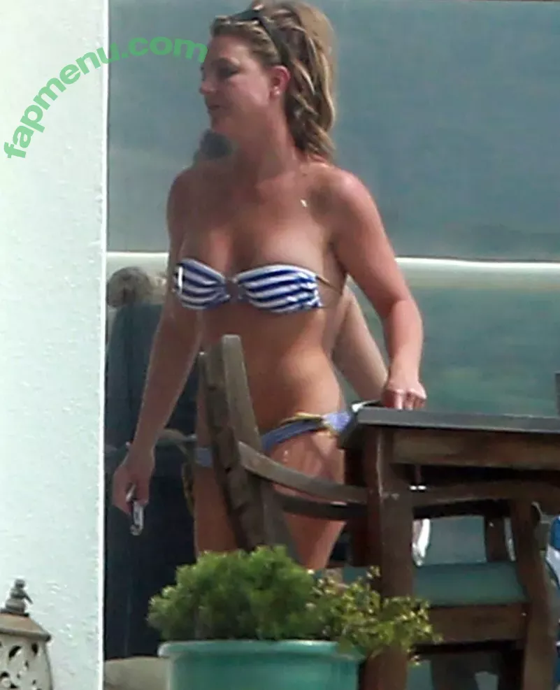 Britney Spears nude photo #3318 (britneyspears / xoxobritneyj)