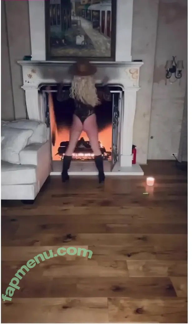 Britney Spears nude photo #3650 (britneyspears / xoxobritneyj)