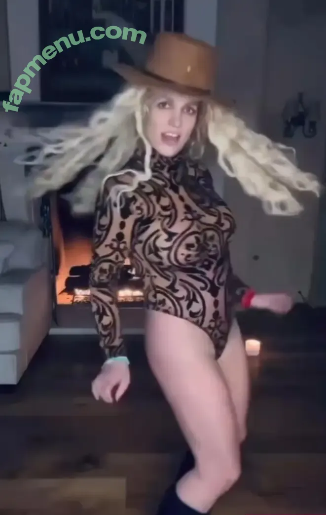 Britney Spears nude photo #3653 (britneyspears / xoxobritneyj)