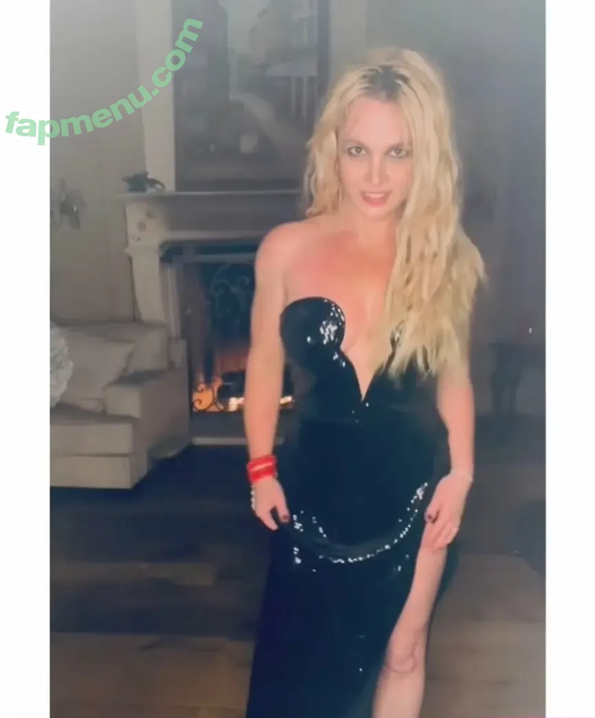 Britney Spears nude photo #3729 (britneyspears / xoxobritneyj)