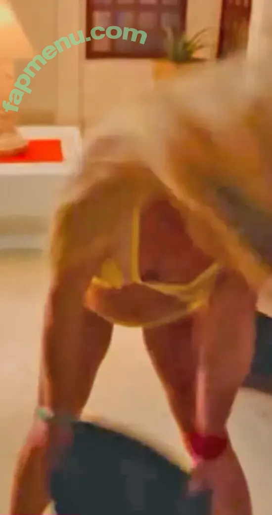 Britney Spears nude photo #3816 (britneyspears / xoxobritneyj)