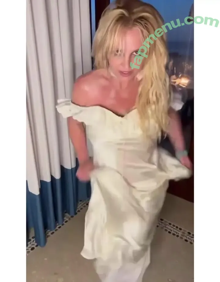 Britney Spears nude photo #3849 (britneyspears / xoxobritneyj)