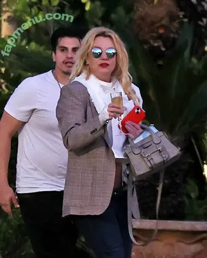 Britney Spears / britneyspears / xoxobritneyj nude photo #4563