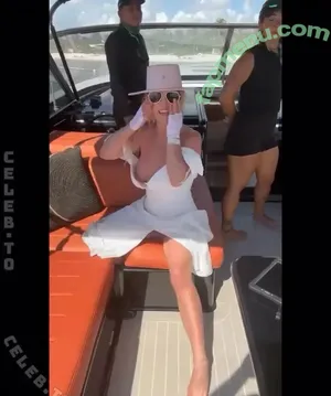 Britney Spears / britneyspears / xoxobritneyj nude photo #4626