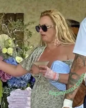 Britney Spears / britneyspears / xoxobritneyj nude photo #4637