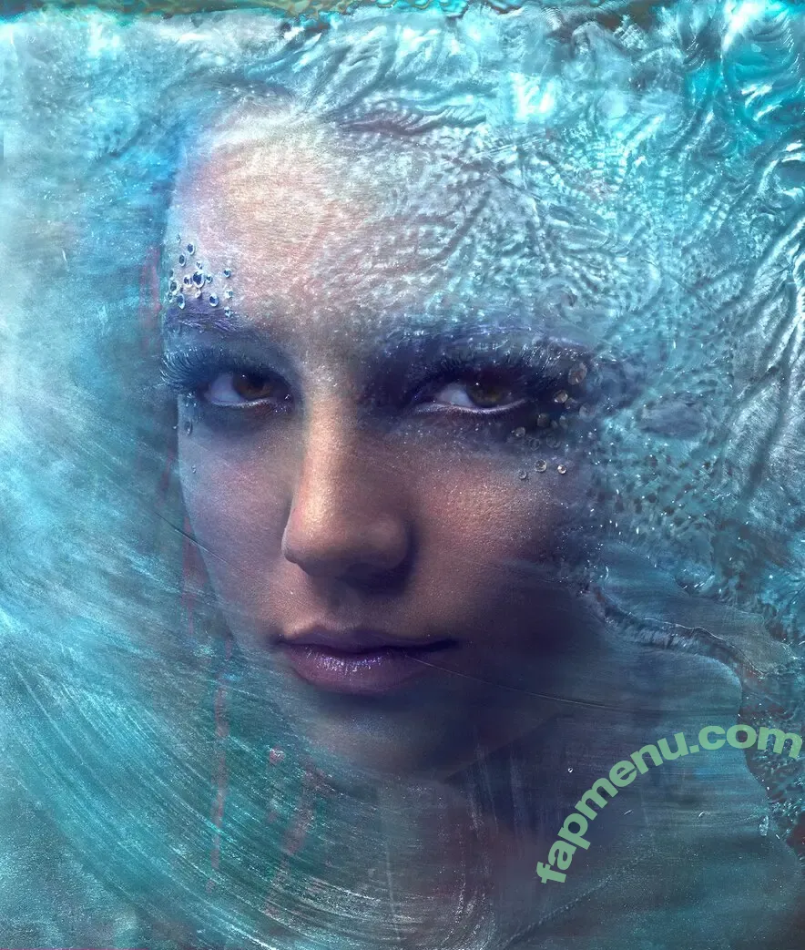 Britney Spears nude photo #4195 (britneyspears / xoxobritneyj)