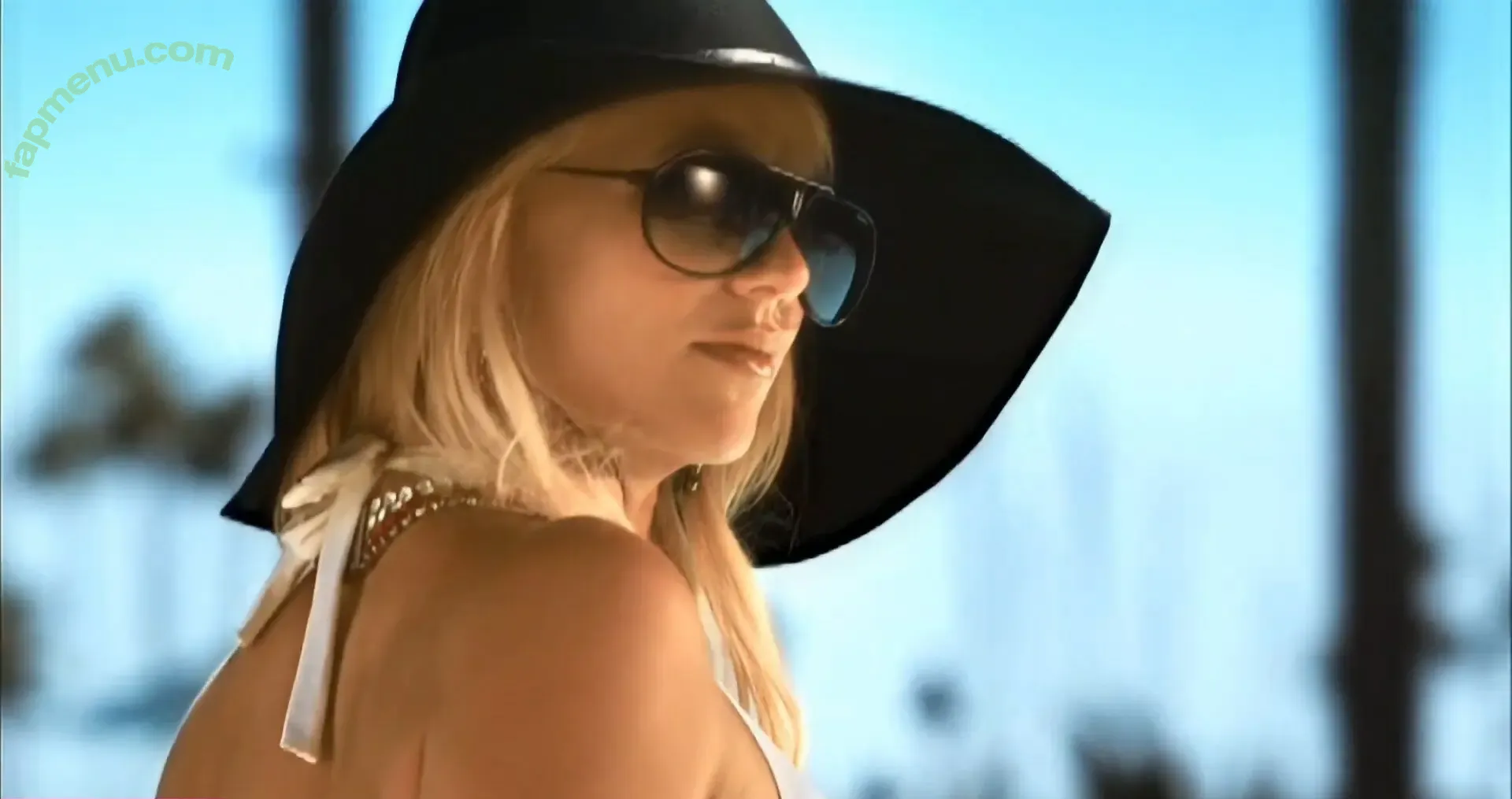 Britney Spears nude photo #4217 (britneyspears / xoxobritneyj)