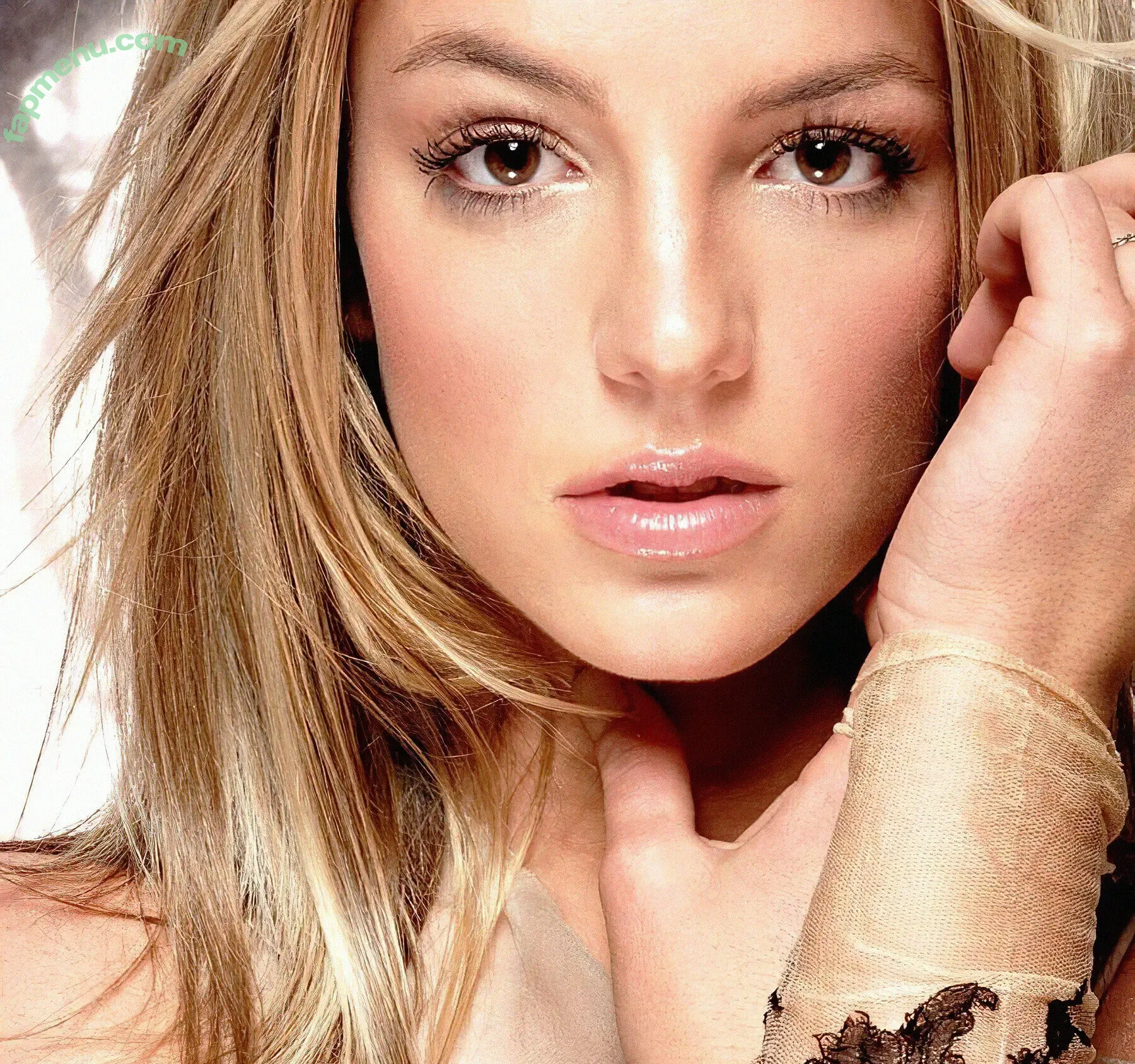 Britney Spears nude photo #4252 (britneyspears / xoxobritneyj)