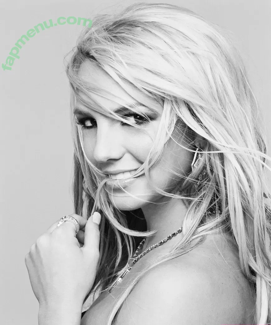 Britney Spears nude photo #4274 (britneyspears / xoxobritneyj)