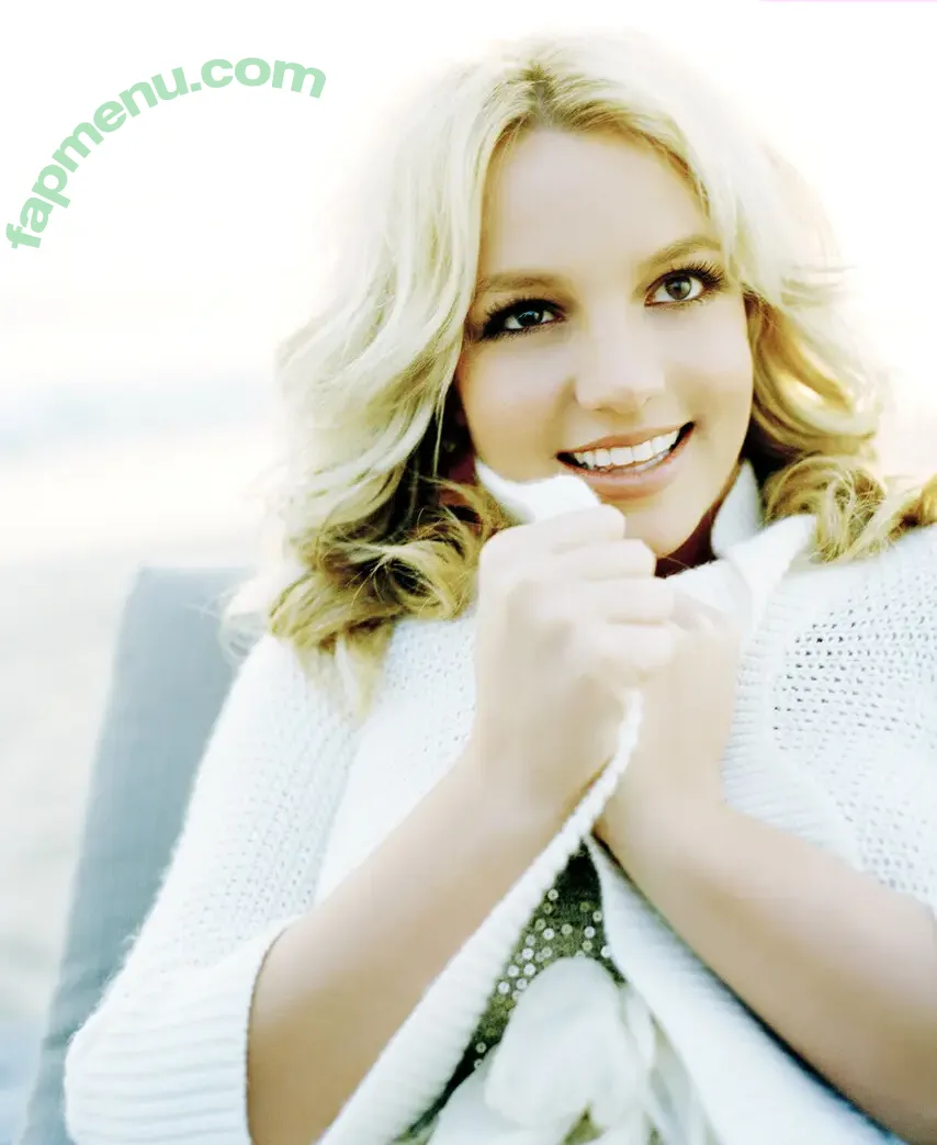 Britney Spears nude photo #4406 (britneyspears / xoxobritneyj)