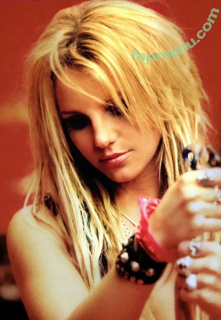 Britney Spears nude photo #4495 (britneyspears / xoxobritneyj)