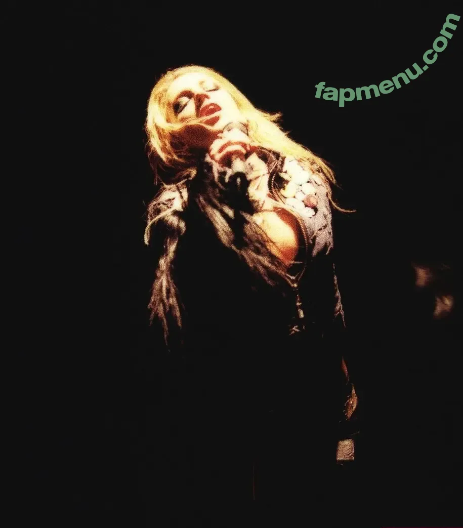 Britney Spears nude photo #4508 (britneyspears / xoxobritneyj)