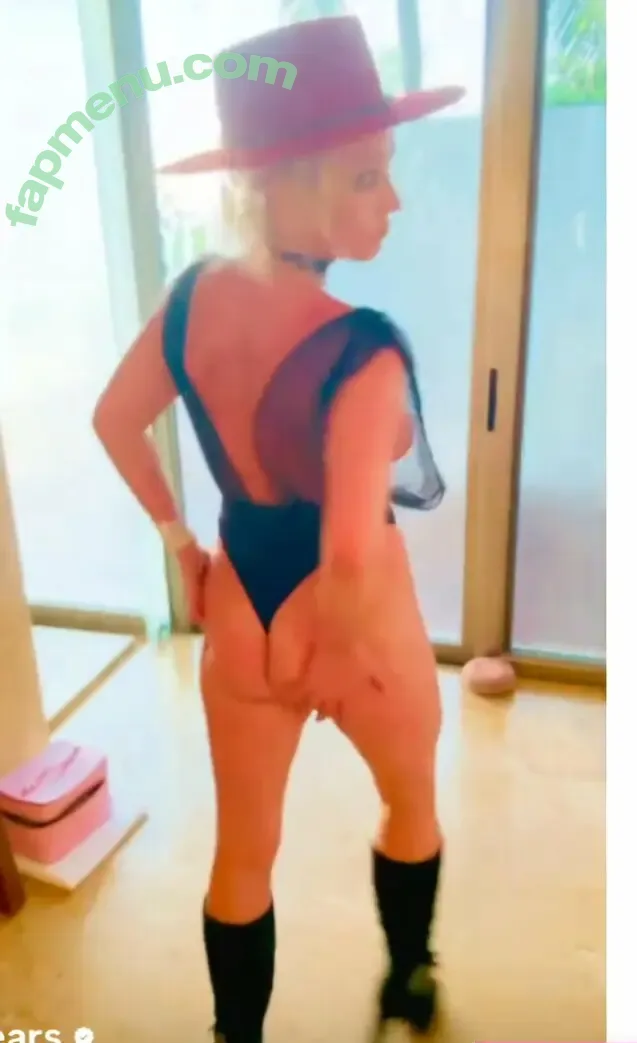Britney Spears nude photo #4688 (britneyspears / xoxobritneyj)
