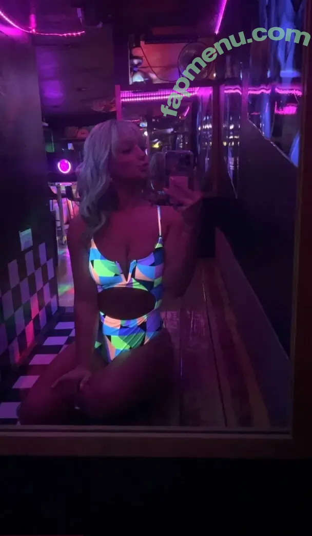 Britt Britt nude photo #0014 (brittsmith / thebrittbsmith)