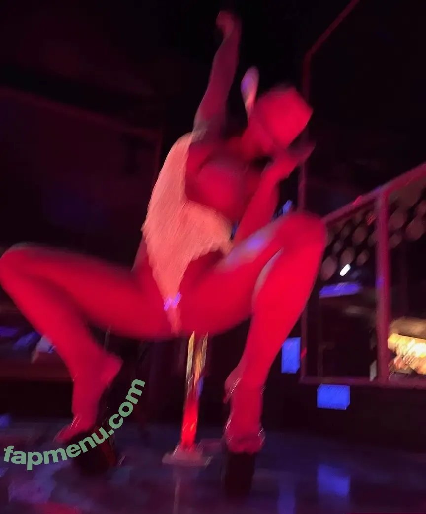 Britt Britt nude photo #0029 (brittsmith / thebrittbsmith)