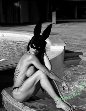 Britt Dercksen / britt_dercksen nude photo #0007