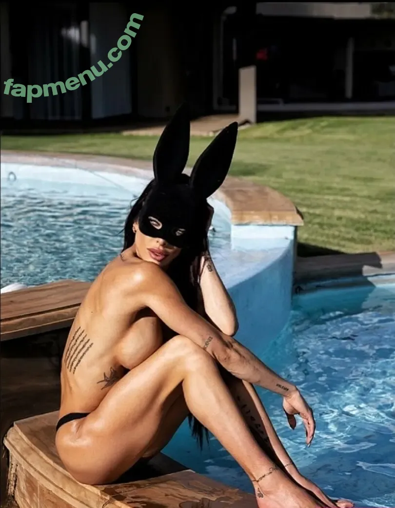 Britt Dercksen nude photo #0006 (britt_dercksen)