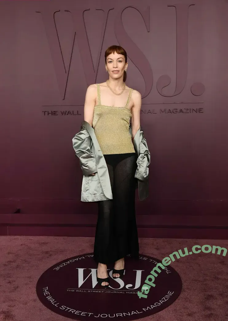 Britt Lower nude photo #0190 (brittle)