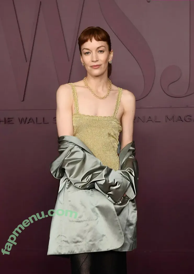 Britt Lower nude photo #0191 (brittle)