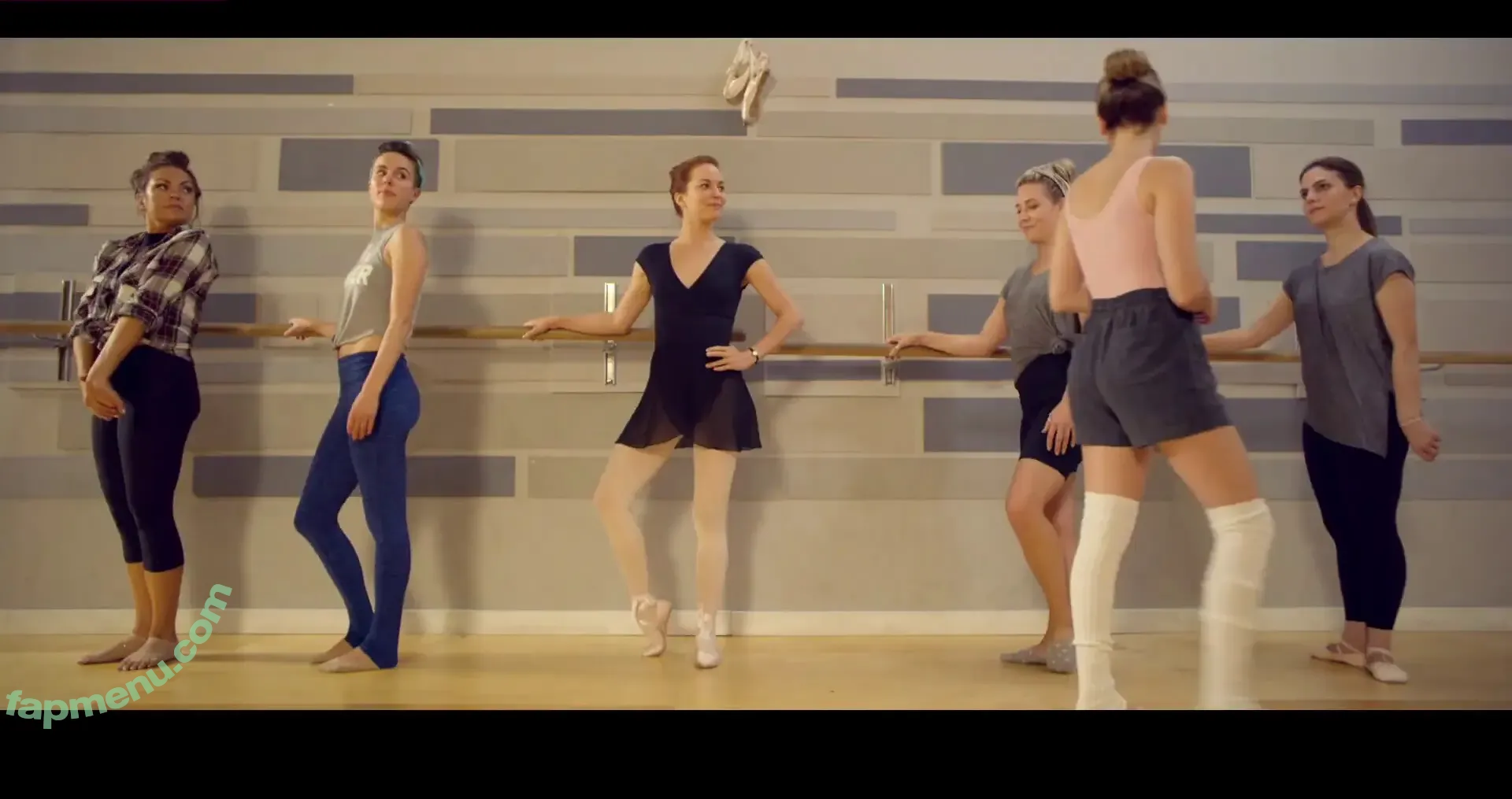 Britt Lower nude photo #0224 (brittle / brittlower)