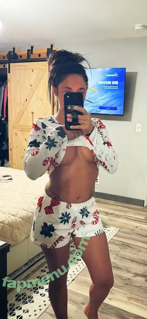 britt_marie nude photo #0011 (brittmariebox / marieb_93)