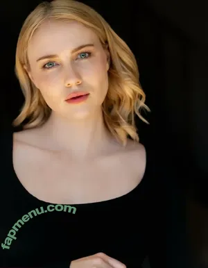 Britt Scott Clark / brittanybaby2020 / brittscottclark nude photo #0114