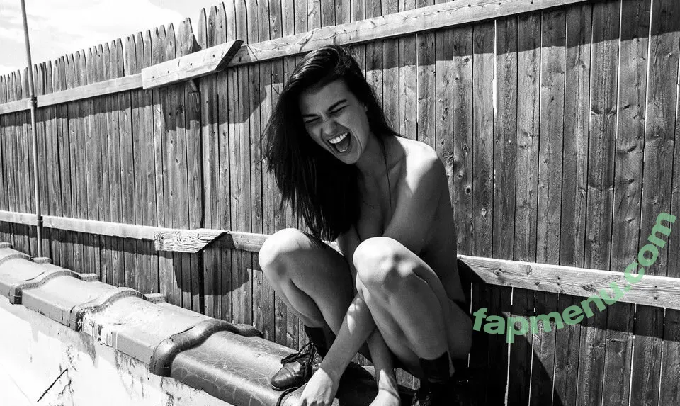 Brittani Bader nude photo #0115 (brittanibader)