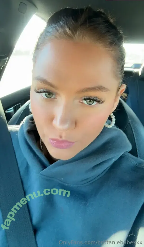 brittaniebabexxx nude photo #0006 (brittaniebebe)
