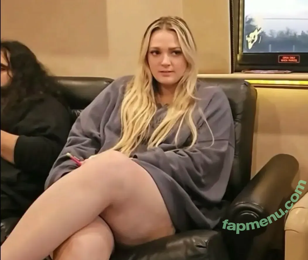Brittany nude photo #0005 (Brittt / Britttv_ / Kato_Kat / brittanyblair)