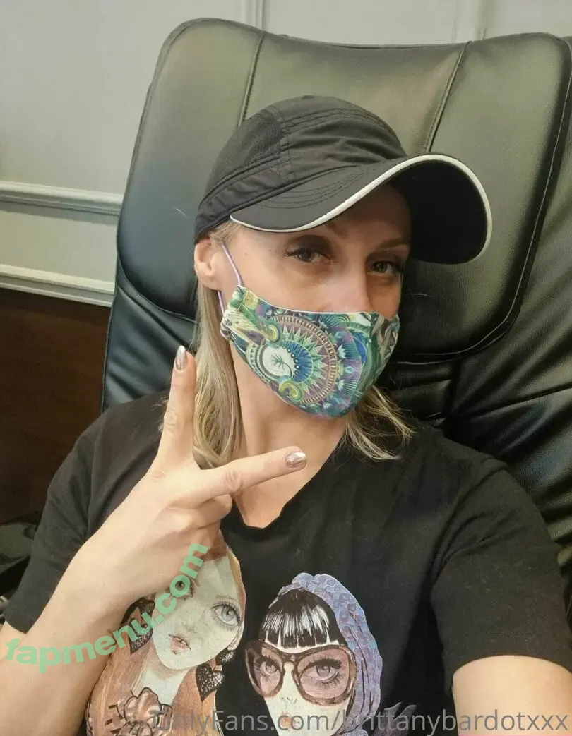 Brittany Bardot nude photo #0219 (brittanybardotxxx)