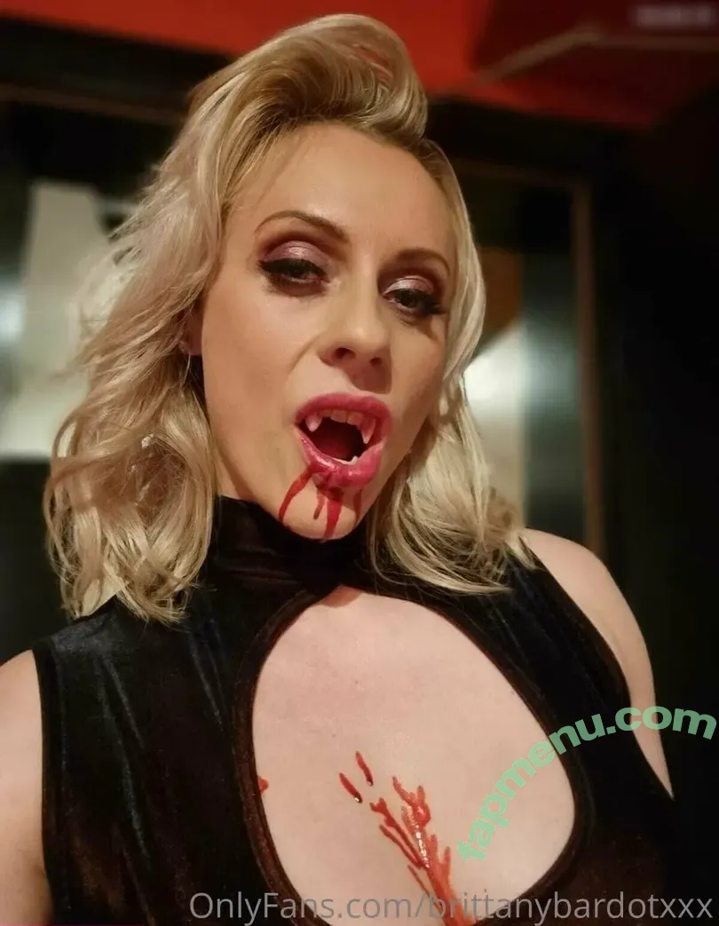 Brittany Bardot nude photo #0220 (brittanybardotxxx)