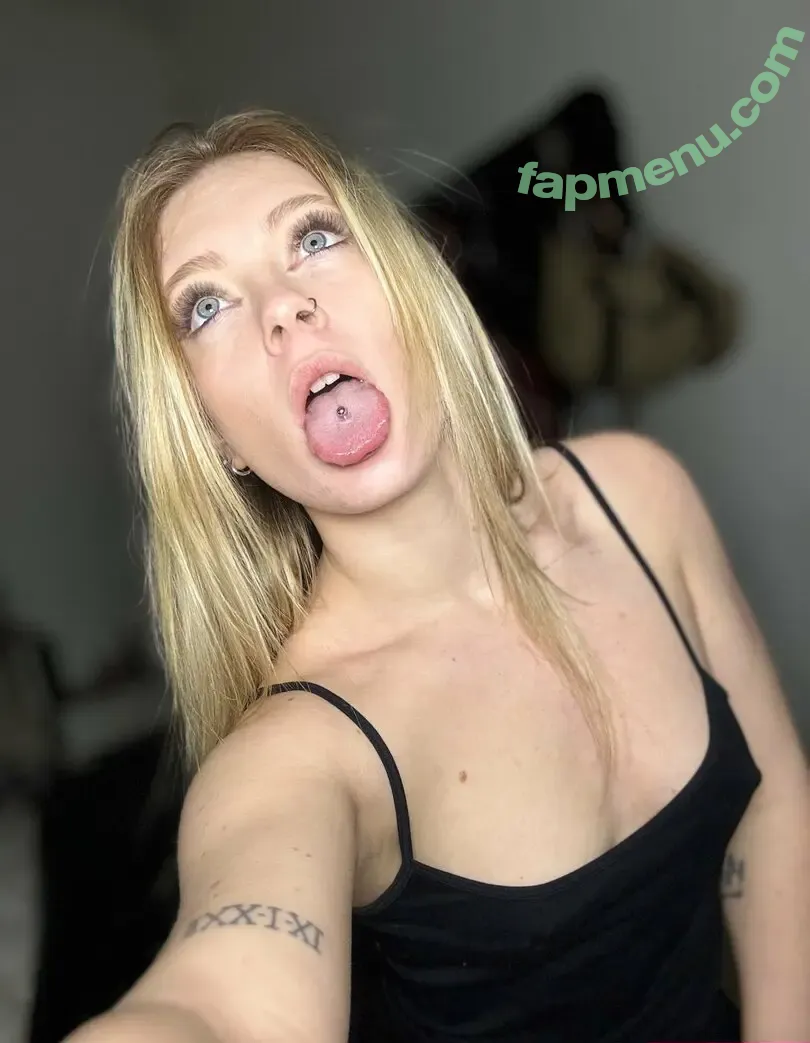 brittany.leigh nude photo #0002 (brittany.leigh)