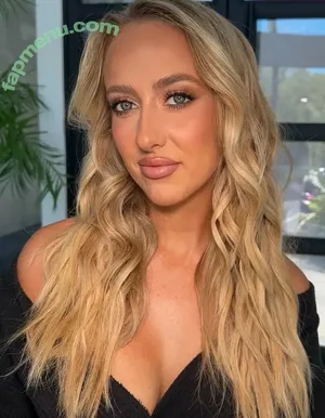 Brittany Lynne / BrittanyLynne / Mahomes / tattoosnthickthighs nude photo #0020