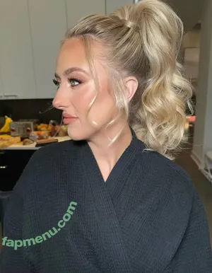 Brittany Lynne / BrittanyLynne / Mahomes / tattoosnthickthighs nude photo #0057