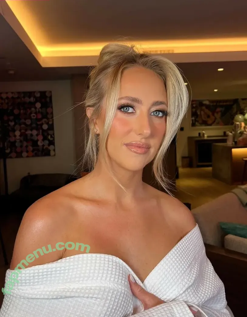 Brittany Lynne nude photo #0044 (BrittanyLynne / Mahomes / tattoosnthickthighs)