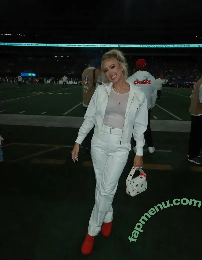 Brittany Lynne nude photo #0052 (BrittanyLynne / Mahomes / tattoosnthickthighs)