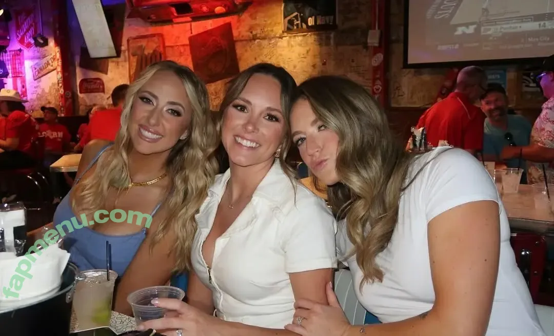 Brittany Lynne nude photo #0082 (BrittanyLynne / Mahomes / tattoosnthickthighs)