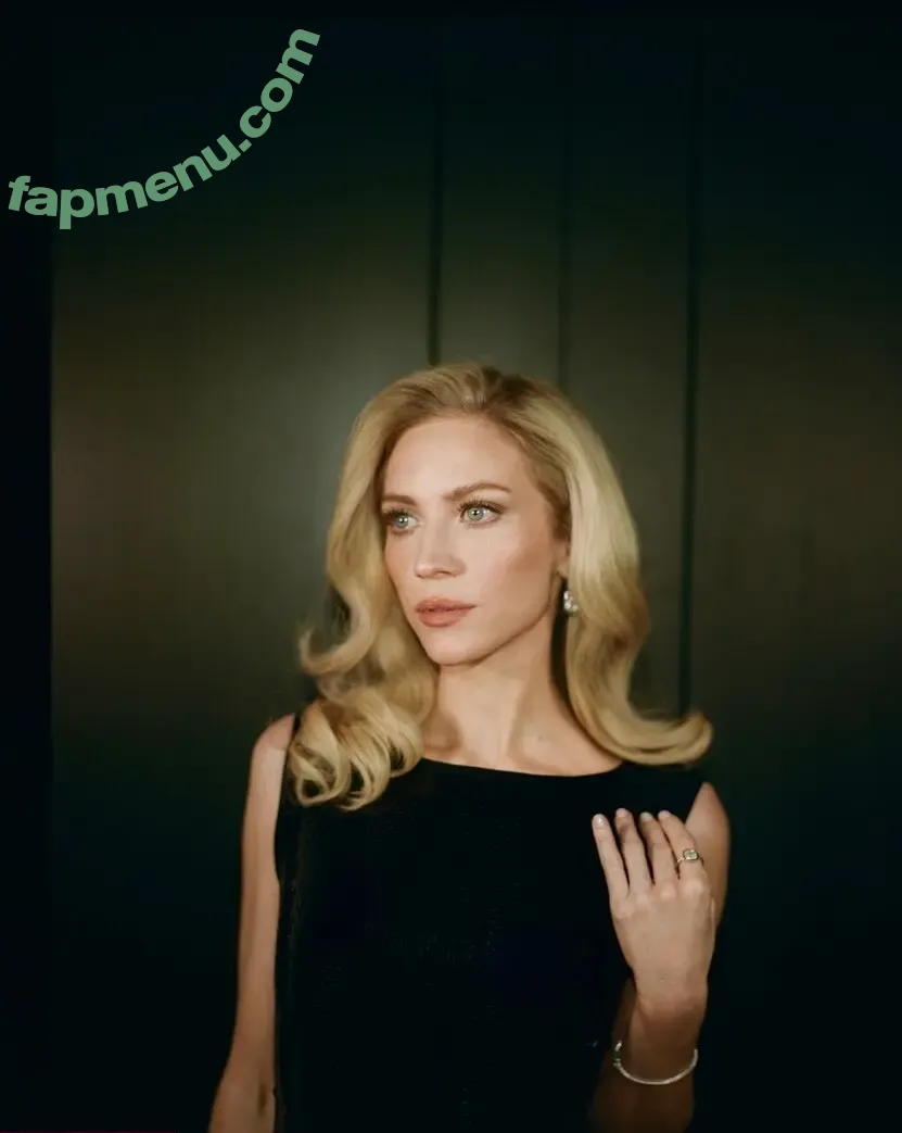 Brittany Snow nude photo #0339 (brittanysnow)