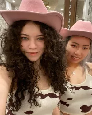 Brittany Venti / BrittanyVenti / brittany_venti / brittanywears nude photo #0003