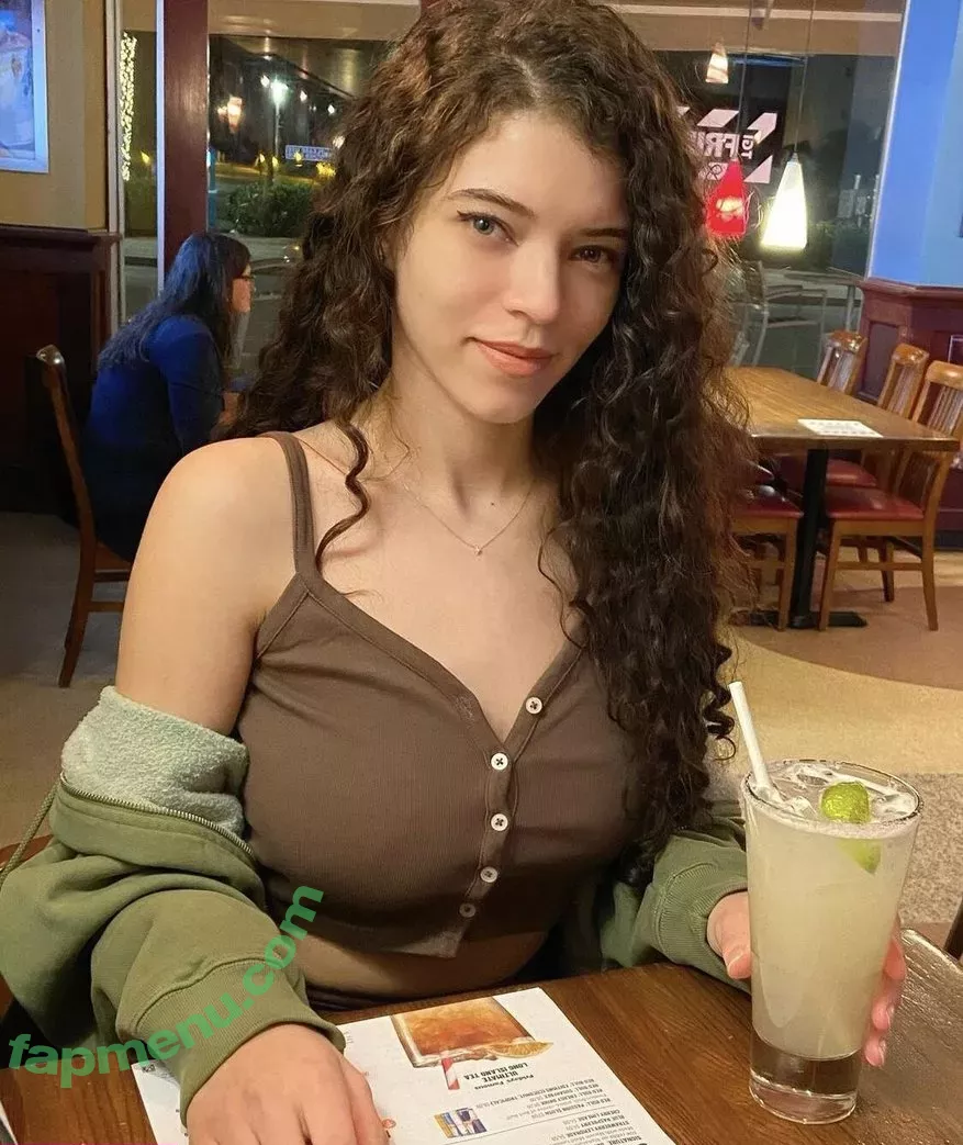 Brittany Venti nude photo #0053 (BrittanyVenti / brittany_venti / brittanywears)