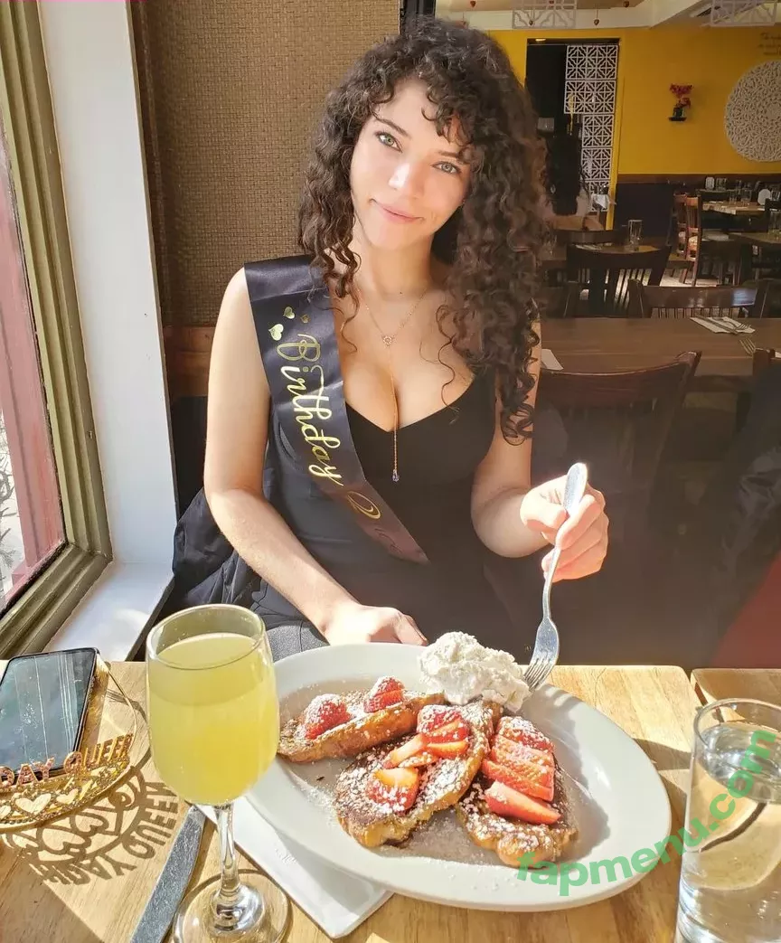 Brittany Venti nude photo #0351 (BrittanyVenti / brittany_venti / brittanywears)